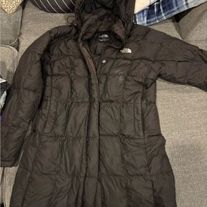 The North Face Women's Black Puffer Coat